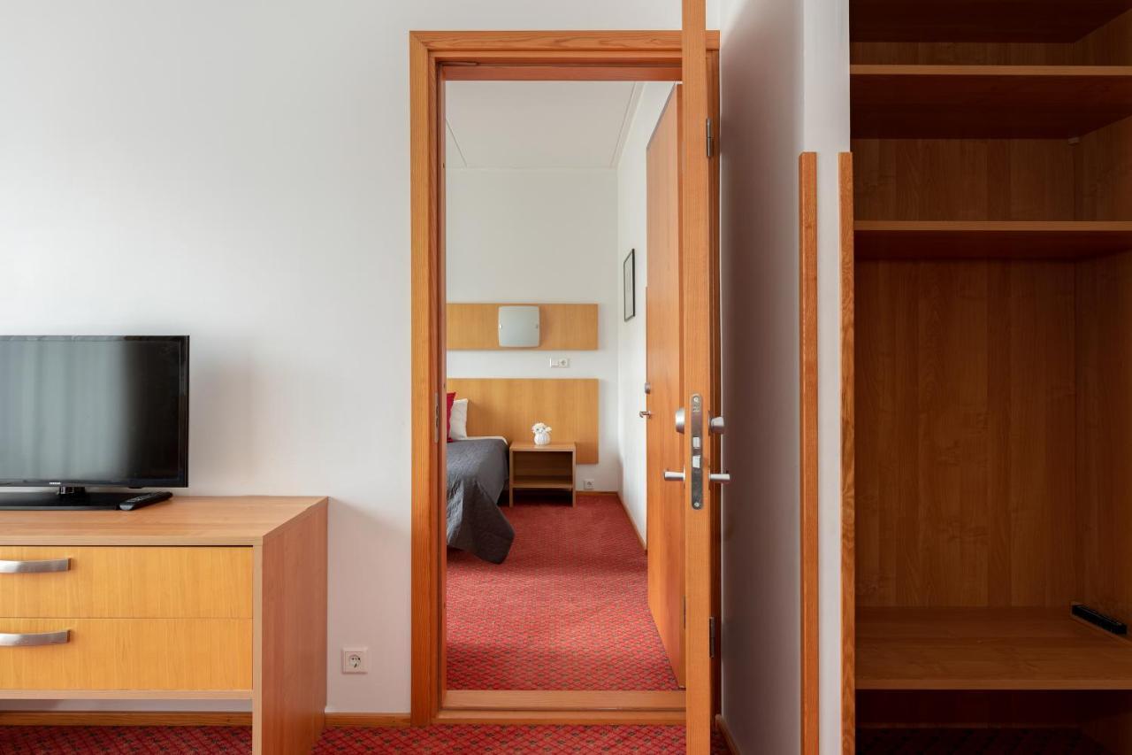 Raadimoisa Hotell ตาร์ตู ภายนอก รูปภาพ