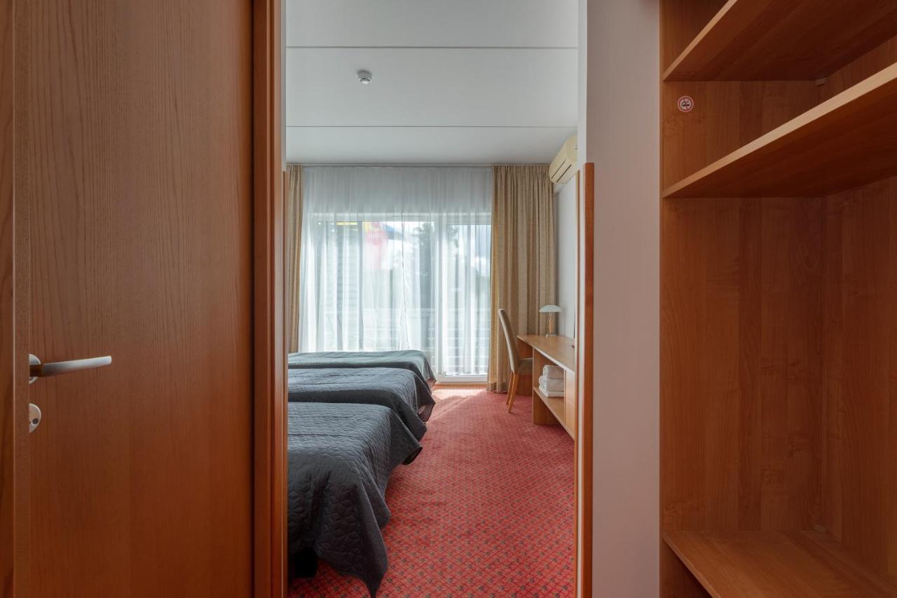 Raadimoisa Hotell ตาร์ตู ภายนอก รูปภาพ