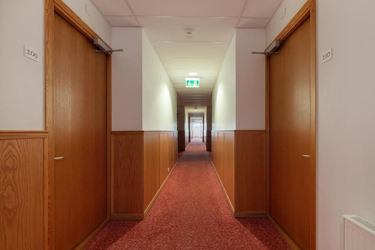 Raadimoisa Hotell ตาร์ตู ภายนอก รูปภาพ