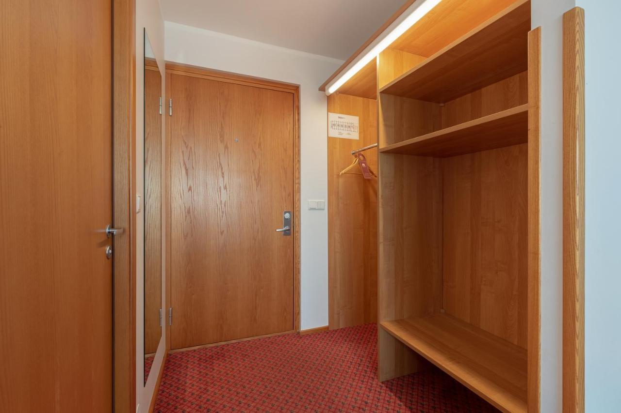 Raadimoisa Hotell ตาร์ตู ภายนอก รูปภาพ